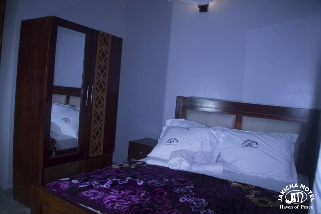 Jakicha Motel Dar es Salaam Exterior foto