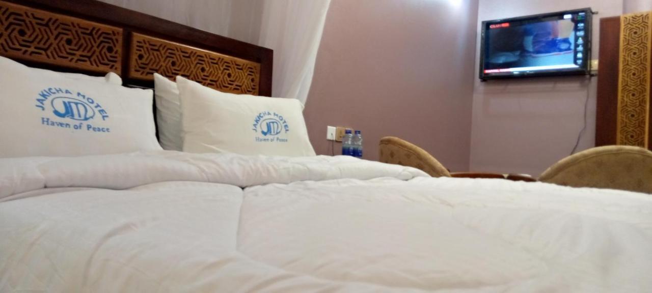 Jakicha Motel Dar es Salaam Exterior foto