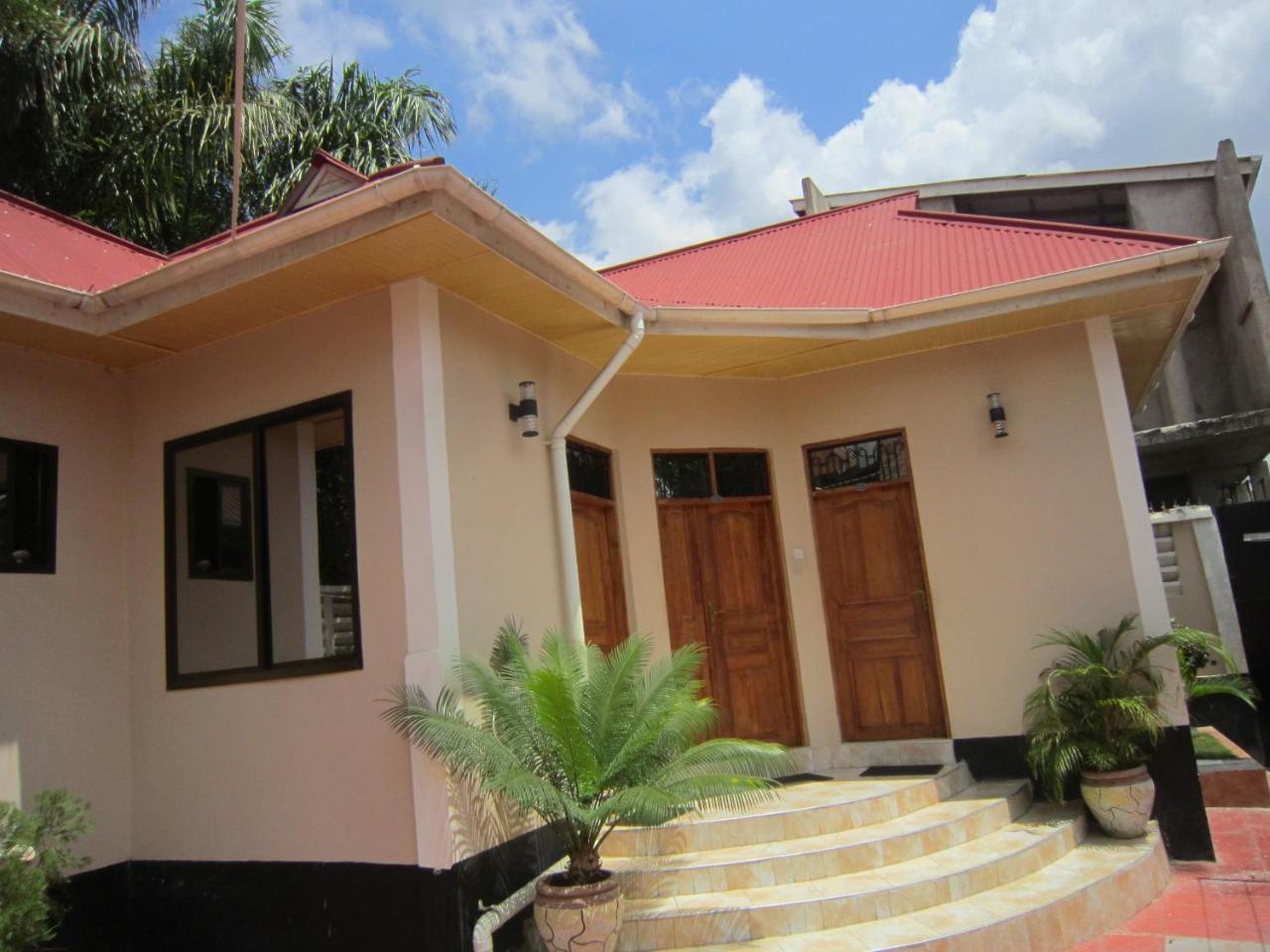 Jakicha Motel Dar es Salaam Exterior foto