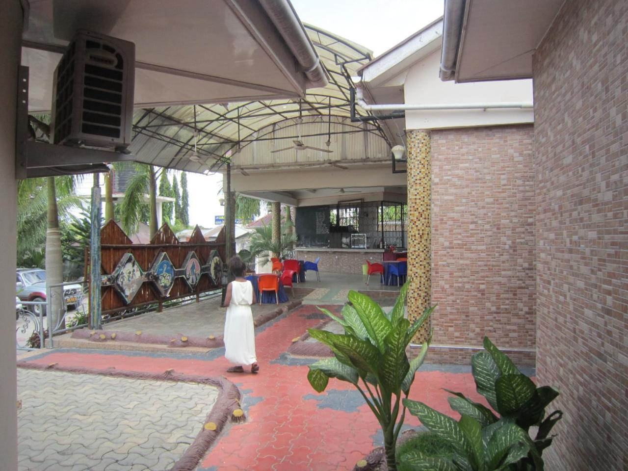 Jakicha Motel Dar es Salaam Exterior foto